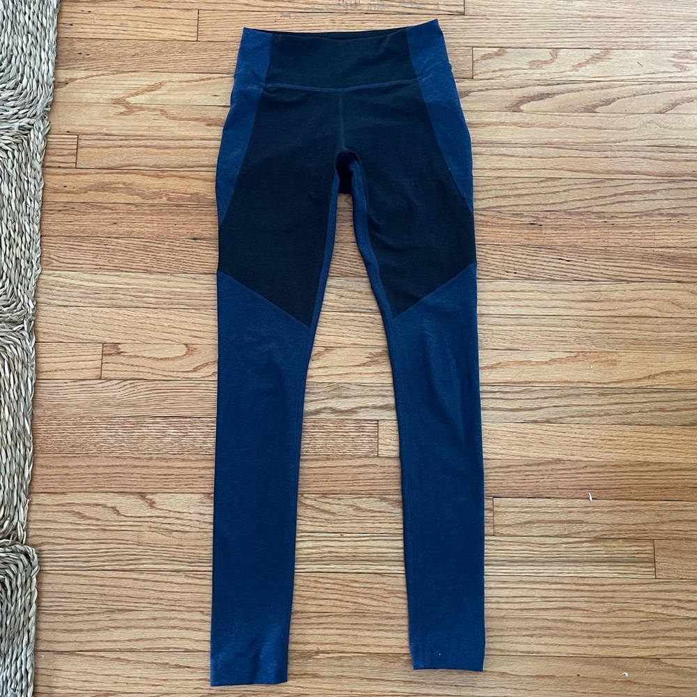 Outdoor Voices leggings